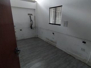 Foto 12 de Se vende Local Industrial en Luis Carranza – Cercado de Lima 🏬