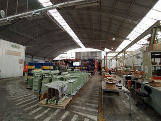 Foto 1 de Se vende Local Industrial en Luis Carranza – Cercado de Lima 🏬