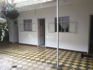 Foto 5 de VENDO CASA PARA CONSTRUCCION O REMODELACION Calle 36 con 32