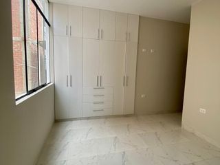 Foto 5 de CASA DE ESTRENO  EN VENTA URB. MIRAFLORES COUNTRY CLUB