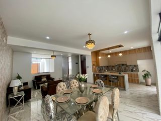 Foto 2 de CASA DE ESTRENO  EN VENTA URB. MIRAFLORES COUNTRY CLUB