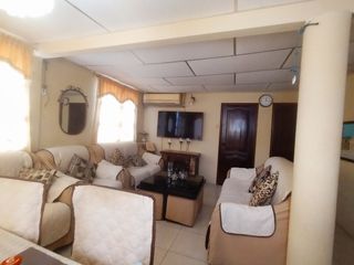 Foto 1 de CASA DE VENTA   FLORESTA 1, SUR DE GUAYAQUIL, GUAYAS