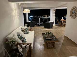 Foto 3 de MODERNO DEPARTAMENTO CON LINDA VISTA AL MAR