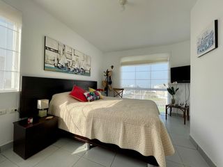 Foto 7 de Exclusivo Departamento Dúplex en Condominio con Vista Al Mar y Piscina Privada