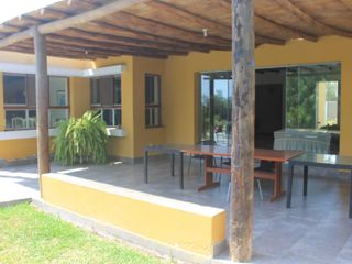 Foto 9 de LINDA CASA DE CAMPO CON GRAN PISCINA  EN CONDOMINIO LA TOSCANA, CAÑETE