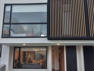 Foto 2 de HERMOSAS CASAS EN VENTA EN URBANIZACION EXCLUSIVA EN AMBATO