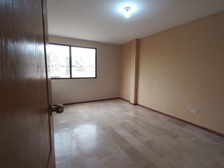Foto 6 de VENTA DE LINDA Y ACOGEDORA  CASA DE 2 PISOS EN URBANIZACION SAN FELIPE NORTE DE GUAYAQUIL