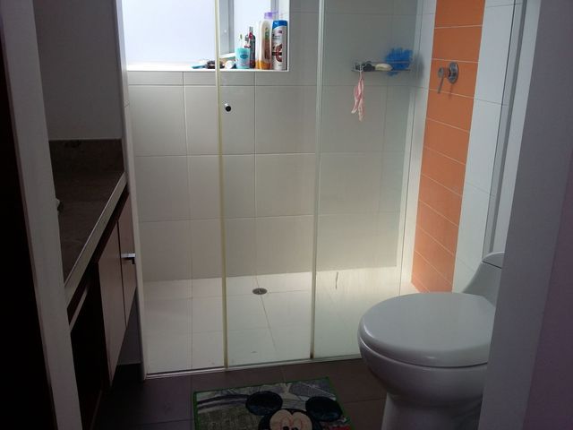 VENDO ESPECTACULAR CASA EN CHIA