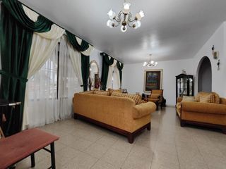Foto 1 de Casa remodelada en venta - Alborada IX etapa cerca de CC La Rotonda y City Mall