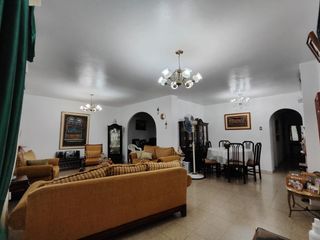 Foto 2 de Casa remodelada en venta - Alborada IX etapa cerca de CC La Rotonda y City Mall