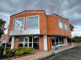 VENTA CASA - BARRIO TINTALA