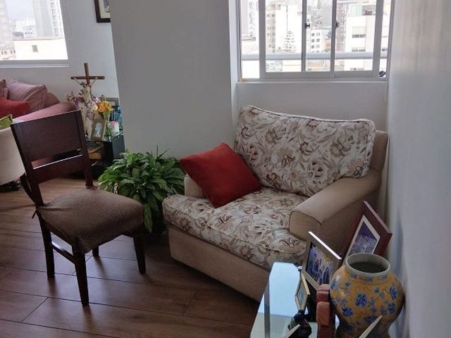 VENTA MODERNO Y AMPLIO DUPLEX 4D URB. LA CALERA DE LA MERCED SURQUILLO