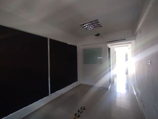 Foto 6 de Oficina en arriendo en La Concepción.