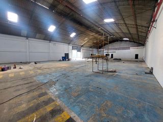 Foto 2 de Alquiler de bodegas industriales 485m2,  500m2, 800m2 y 1300m2 en complejo con seguridad