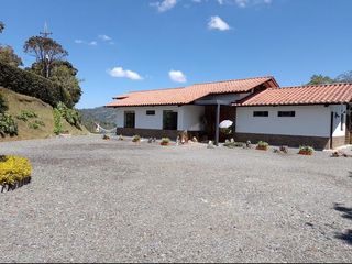 Foto 7 de HERMOSA CASA CAMPETRE CON LOTE EN UNIDAD CERRADA
