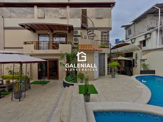 Experiencia de vida excepcional: Casa de lujo con piscina, patio amplio y todas las comodidades que necesitas en Machala