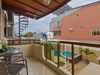 Experiencia de vida excepcional: Casa de lujo con piscina, patio amplio y todas las comodidades que necesitas en Machala