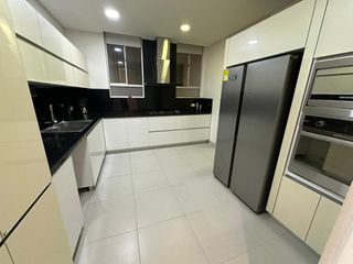 Arriendo apartamento amoblado o sin muebles en Altos de Riomar