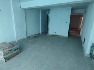 Foto 2 de Gran Oportunidad de Inversion Edificio Cercado de Lima A. C. 560 m²
