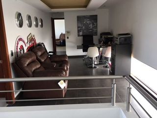 Foto 7 de Casa de arriendo, sector Cumbayá, Urb. Vista Grande, 4 dormitorios