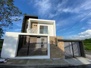 Foto 1 de Casa de venta en mata zona sur
