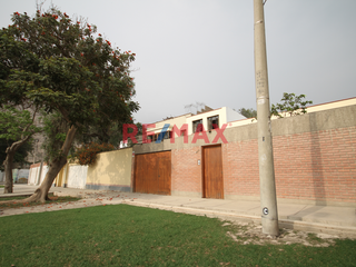 ¡Casa Familiar En Venta En Chaclacayo! 5 Habitaciones, 3 Baños, Cochera, Amplia Terraza Y Más