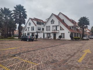 Foto 1 de VENDO O ALQUILO CON OPCIÓN DE COMPRA CASA EN CONDOMINIO TIPO CHALET MOSQUERA CUNDINAMARCA