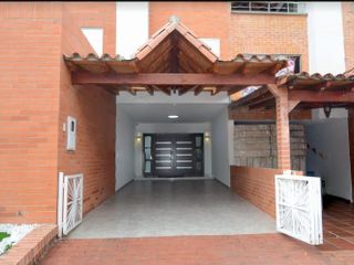 VENTA -Casa Remodelada - Lagos del Cacique - Floridablanca / Santander