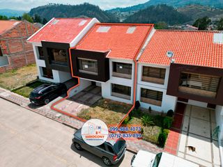Foto 2 de Hermosa casa por estrenar en condominio, Sector Molinopamba Alto C1266