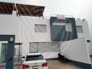 Foto 2 de OPORTUNIDAD: SE VENDE 4 CASAS EN UNO CON ÁREAS COMUNES