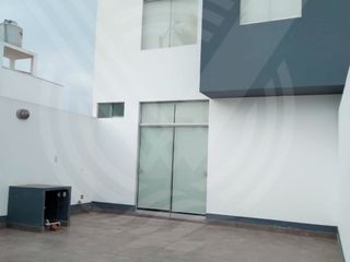 Foto 5 de OPORTUNIDAD: SE VENDE 4 CASAS EN UNO CON ÁREAS COMUNES