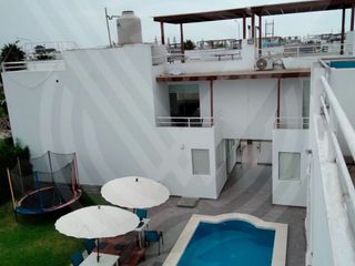 Foto 12 de OPORTUNIDAD: SE VENDE 4 CASAS EN UNO CON ÁREAS COMUNES