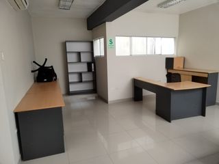 Foto 12 de VENTA O ALQUILER DE OFICINAS EN EL CENTRO DE PIURA