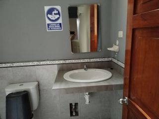 Foto 5 de VENTA O ALQUILER DE OFICINAS EN EL CENTRO DE PIURA