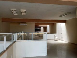 Foto 19 de VENTA O ALQUILER DE OFICINAS EN EL CENTRO DE PIURA