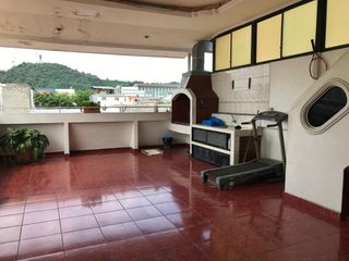 Foto 33 de Casa de venta en La Atarazana, 4 pisos, herradura cerrada, 5 dormitorios.