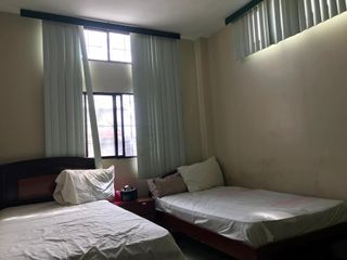 Foto 19 de Casa de venta en La Atarazana, 4 pisos, herradura cerrada, 5 dormitorios.