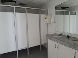 Foto 10 de OFICINA EN CENTRO EMPRESARIAL JUAN DE ARNA