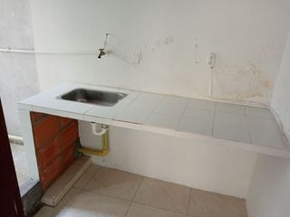 APARTA ESTUDIO EN ALQUILER EN CARTAGO VALLE-CENTRO PASAJE MONTOYA