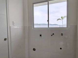Foto 9 de Venta de Casa Marbella en Manantial de Casalaguna Vial 1- Av. Leon F. Cordero cerca del Riocentro Dorado, La Aurora, Daule