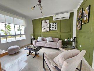 Foto 4 de Venta de Casa Marbella en Manantial de Casalaguna Vial 1- Av. Leon F. Cordero cerca del Riocentro Dorado, La Aurora, Daule