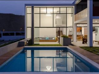 Foto 2 de Venta casa de campo de estreno en Cieneguilla