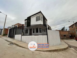 Amplia casa esquinera de venta por estrenar, Sector Racar C1204