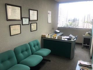 Foto 2 de OPORTUNIDAD RENTA/VENTA DE OFICINA AMOBLADA, AV. AMAZONAS, CENTRO NORTE DE QUITO