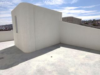 ✅Vendo casa dos plantas con espacios de confort, habitabilidad y con excelente ubicación en el centro urbano de Marianitas de Calderón, Norte de Quito.