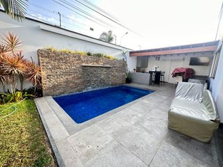 Foto 7 de Se Alquila Hermosa Casa con Piscina, Totalmente Amoblada - En Sol De La Molina