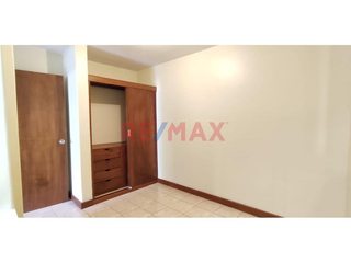 Foto 10 de Se Alquila Departamento 90 M2 - Sol De La Molina - 2200 Soles