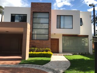 Foto 36 de VENDO HERMOSA CASA EN CONJUNTO CUMBAYA (Sector Colegio Menor)