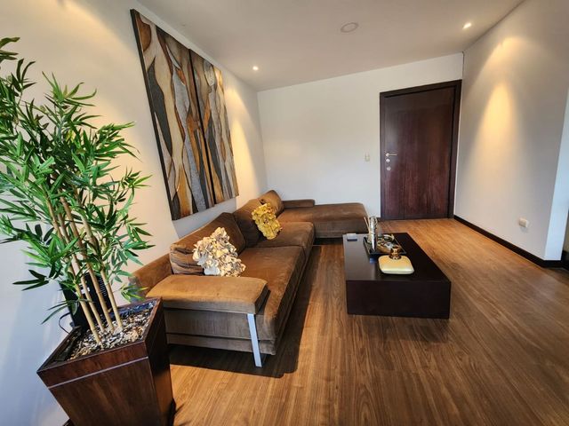 Departamento de 3 Dormitorios atrás de Av. Ordóñez Lasso