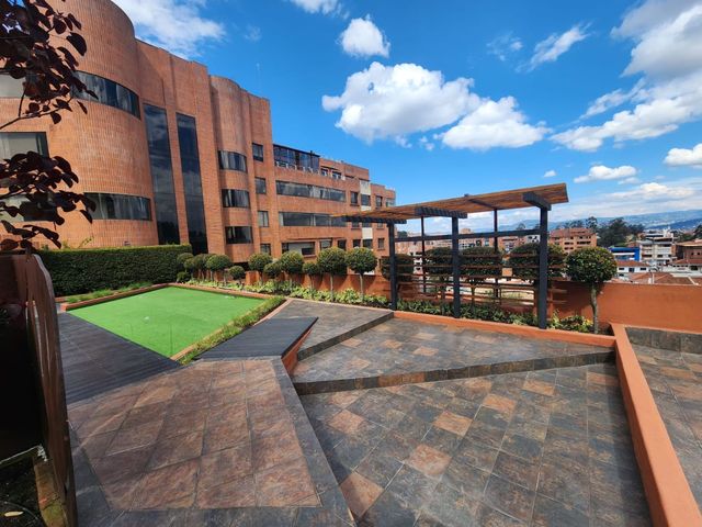 Departamento de 3 Dormitorios atrás de Av. Ordóñez Lasso